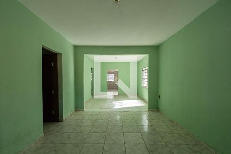 Sala de casa para alugar com 7 quartos, 180m² em Jardim Maria do Carmo, Sorocaba