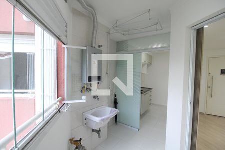 Sala / Cozinha / Área de Serviço de apartamento para alugar com 2 quartos, 47m² em Vila Bela Vista (zona Norte), São Paulo