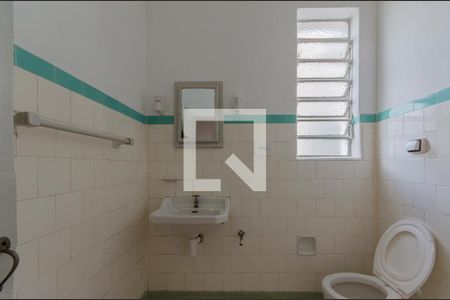 Banheiro de apartamento para alugar com 1 quarto, 44m² em Cambuci, São Paulo