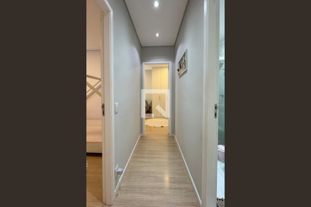 Corredor de apartamento para alugar com 2 quartos, 54m² em Jardim Belval, Barueri