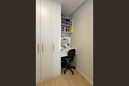 Quarto 1 de apartamento para alugar com 2 quartos, 54m² em Jardim Belval, Barueri