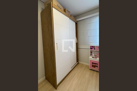 Quarto 2 de apartamento para alugar com 2 quartos, 54m² em Jardim Belval, Barueri