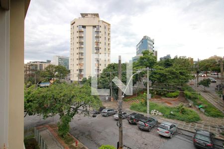 Vista  de apartamento para alugar com 3 quartos, 120m² em Funcionários, Belo Horizonte