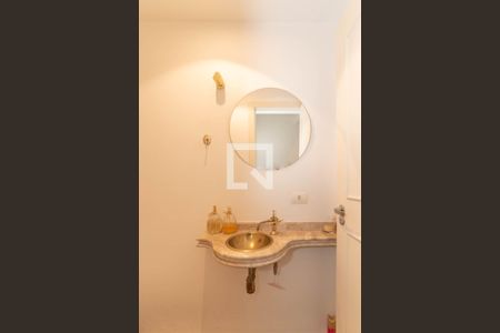 Lavabo de apartamento à venda com 3 quartos, 150m² em Campo Belo, São Paulo