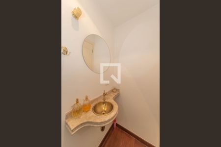 Lavabo de apartamento à venda com 3 quartos, 150m² em Campo Belo, São Paulo