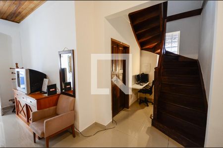 Sala de casa à venda com 4 quartos, 220m² em Rio Comprido, Rio de Janeiro