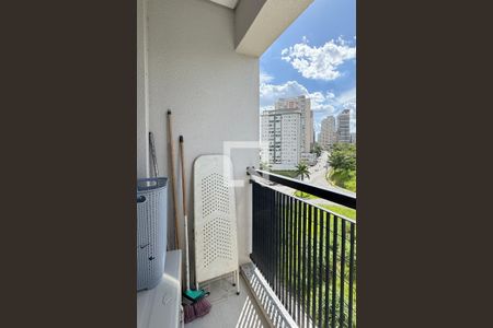 sacada da Suíte 1 de apartamento para alugar com 1 quarto, 39m² em Bethaville I, Barueri