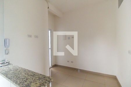 Sala/Cozinha de apartamento para alugar com 2 quartos, 35m² em Parque Paineiras, São Paulo