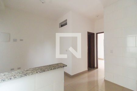 Sala/Cozinha de apartamento para alugar com 2 quartos, 35m² em Parque Paineiras, São Paulo