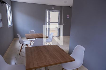 Apartamento para alugar com 38m², 2 quartos e sem vaga Apartamento para alugar com 38m², 2 quartos e sem vagaÁrea comum - Salão de festas