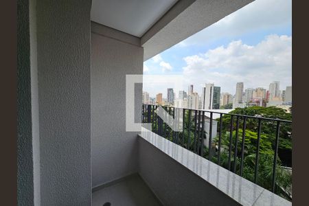 Varanda de kitnet/studio para alugar com 1 quarto, 27m² em Liberdade, São Paulo