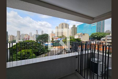 Varanda de kitnet/studio para alugar com 1 quarto, 27m² em Liberdade, São Paulo