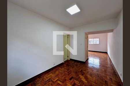 Sala de casa à venda com 3 quartos, 100m² em Vila Elvira, São Paulo