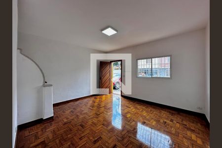 Sala de casa à venda com 3 quartos, 100m² em Vila Elvira, São Paulo