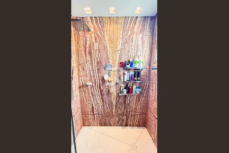 Apartamento à venda com 248m², 3 quartos e 4 vagas Apartamento à venda com 248m², 3 quartos e 4 vagasBanheiro da Suíte 3