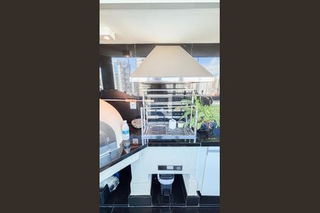 Apartamento à venda com 248m², 3 quartos e 4 vagas Apartamento à venda com 248m², 3 quartos e 4 vagasVaranda Gourmet