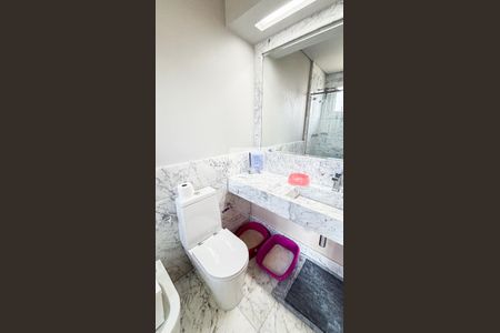 Apartamento à venda com 248m², 3 quartos e 4 vagas Apartamento à venda com 248m², 3 quartos e 4 vagasVista Suite 1