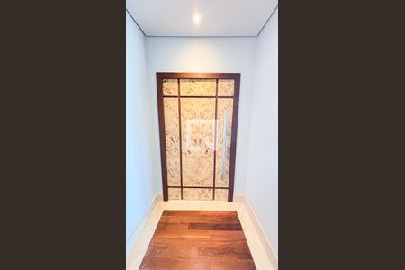 Apartamento à venda com 248m², 3 quartos e 4 vagas Apartamento à venda com 248m², 3 quartos e 4 vagasHall de entrada