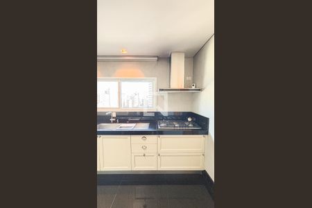 Apartamento à venda com 248m², 3 quartos e 4 vagas Apartamento à venda com 248m², 3 quartos e 4 vagasCozinha