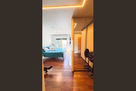 Apartamento à venda com 248m², 3 quartos e 4 vagas Apartamento à venda com 248m², 3 quartos e 4 vagasSuíte 3