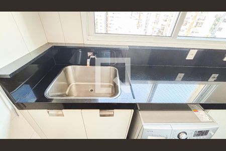 Apartamento à venda com 248m², 3 quartos e 4 vagas Apartamento à venda com 248m², 3 quartos e 4 vagasÁrea de Serviço