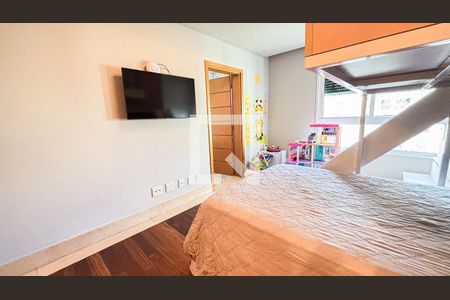 Apartamento à venda com 248m², 3 quartos e 4 vagas Apartamento à venda com 248m², 3 quartos e 4 vagasSuite 2