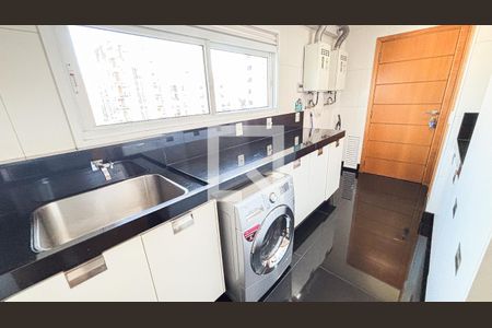Apartamento à venda com 248m², 3 quartos e 4 vagas Apartamento à venda com 248m², 3 quartos e 4 vagasÁrea de Serviço