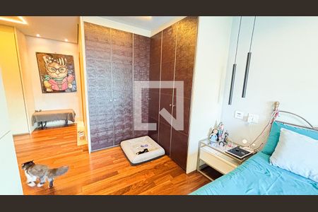 Apartamento à venda com 248m², 3 quartos e 4 vagas Apartamento à venda com 248m², 3 quartos e 4 vagasSuíte 3