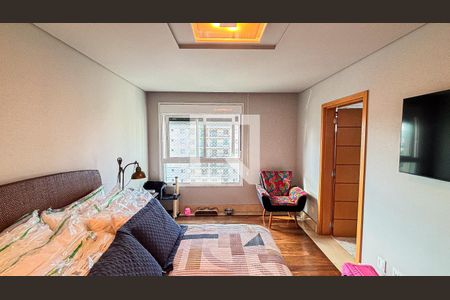 Apartamento à venda com 248m², 3 quartos e 4 vagas Apartamento à venda com 248m², 3 quartos e 4 vagasSuite 1