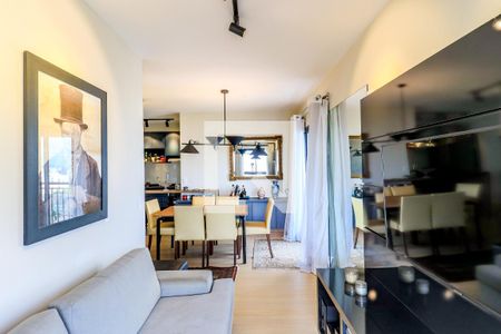 Sala de apartamento para alugar com 1 quarto, 57m² em Santo Amaro, São Paulo