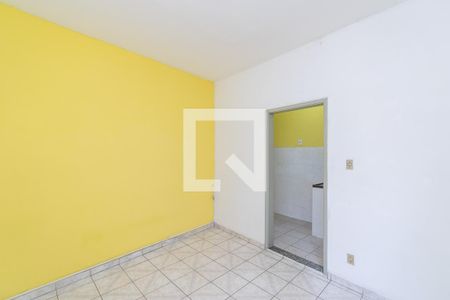 Sala de apartamento para alugar com 1 quarto, 60m² em Cordovil, Rio de Janeiro