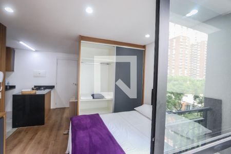 Varanda de kitnet/studio à venda com 1 quarto, 26m² em Cidade Jardim, São Paulo