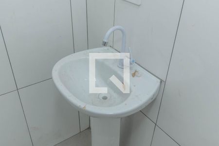 Casa para alugar com 45m², 1 quarto e sem vaga Casa para alugar com 45m², 1 quarto e sem vagaBanheiro