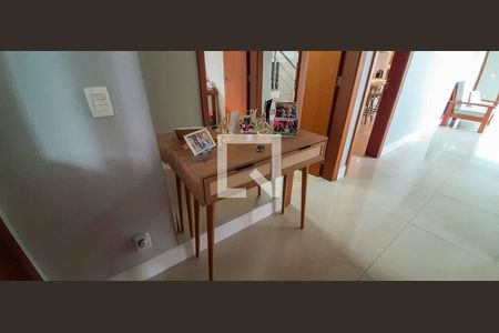 Sala de Estar de casa à venda com 5 quartos, 300m² em City Bussocaba, Osasco