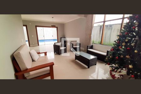 Sala de Estar de casa à venda com 5 quartos, 300m² em City Bussocaba, Osasco