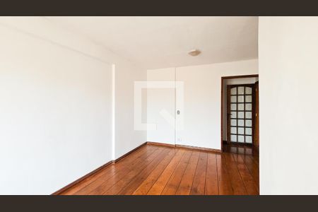 Sala de apartamento à venda com 3 quartos, 64m² em Vila Anhanguera, São Paulo