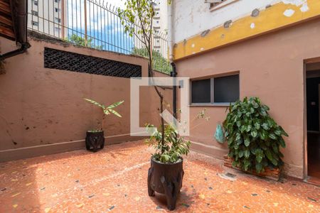 Casa para alugar com 192m², 3 quartos e 1 vaga Casa para alugar com 192m², 3 quartos e 1 vagaQuintal