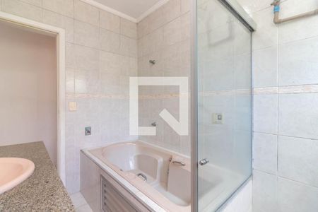 Casa para alugar com 192m², 3 quartos e 1 vaga Casa para alugar com 192m², 3 quartos e 1 vagaBanheiro 1