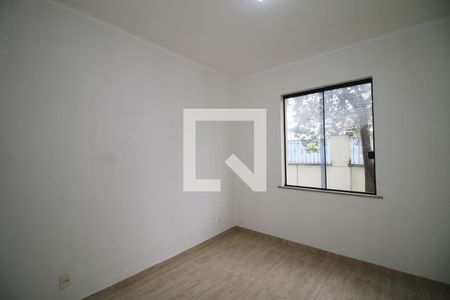 Quarto 1 de apartamento à venda com 2 quartos, 70m² em Parada de Lucas, Rio de Janeiro