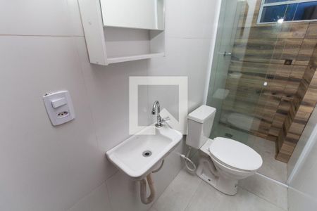 Banheiro de apartamento para alugar com 1 quarto, 35m² em Parque Paineiras, São Paulo