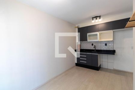 Sala/Cozinha de apartamento para alugar com 2 quartos, 39m² em Vila Ré, São Paulo