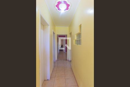 Hall de entrada de casa à venda com 3 quartos, 320m² em Igara, Canoas