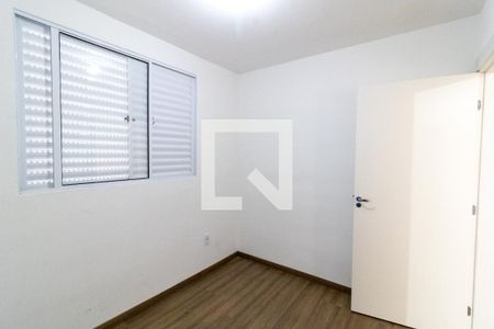 Quarto 1 de apartamento para alugar com 2 quartos, 46m² em Restinga, Porto Alegre