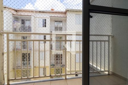 Sacada de apartamento para alugar com 3 quartos, 53m² em Vila Marieta, Campinas