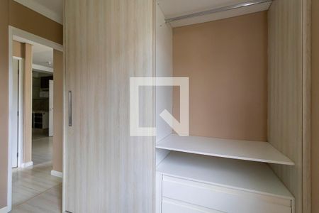 Quarto 1 - Armários de apartamento para alugar com 3 quartos, 53m² em Vila Marieta, Campinas