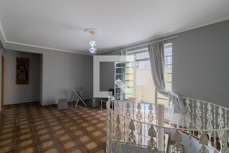 Hall dos Quartos de casa para alugar com 4 quartos, 300m² em Jardim Vila Galvao, Guarulhos