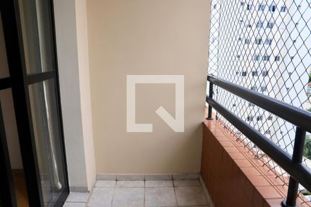 Sacada de apartamento à venda com 3 quartos, 74m² em Chácara Inglesa, São Paulo