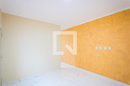 Sala de casa para alugar com 2 quartos, 60m² em Vila Lutécia, Santo André