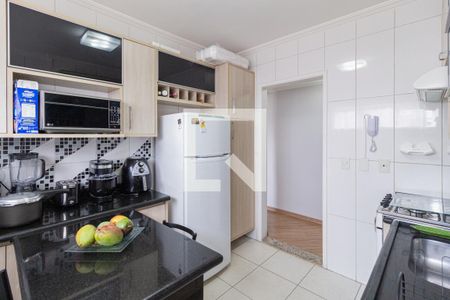 Apartamento à venda com 78m², 2 quartos e 2 vagas Apartamento à venda com 78m², 2 quartos e 2 vagasCozinha e área de serviço