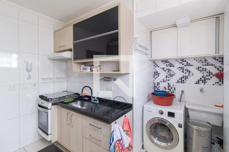 Apartamento à venda com 78m², 2 quartos e 2 vagas Apartamento à venda com 78m², 2 quartos e 2 vagasCozinha e área de serviço